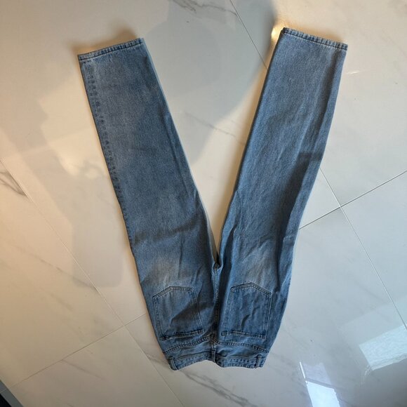 Overlapping Blue Baggy Jeans - Picture 3 of 3